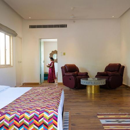 Parijat Private Pool Villa 1, 2 And 3 Bhk Udaipur Ngoại thất bức ảnh